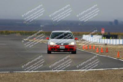 media/Nov-16-2025-CalClub SCCA (Sun) [[2975c16dfc]]/Group 1/Turn 1/